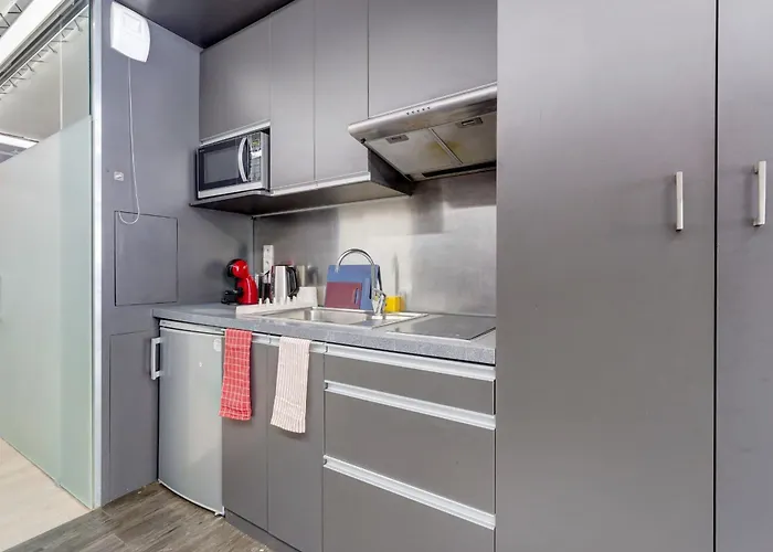 13 - Le Lokup - Wifi - Proche Tram رانس